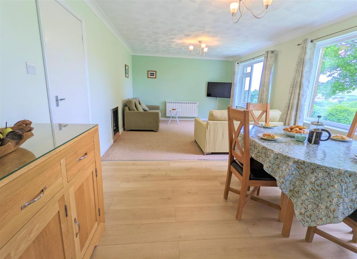 Hilltops Wroxall  Bagian luar foto