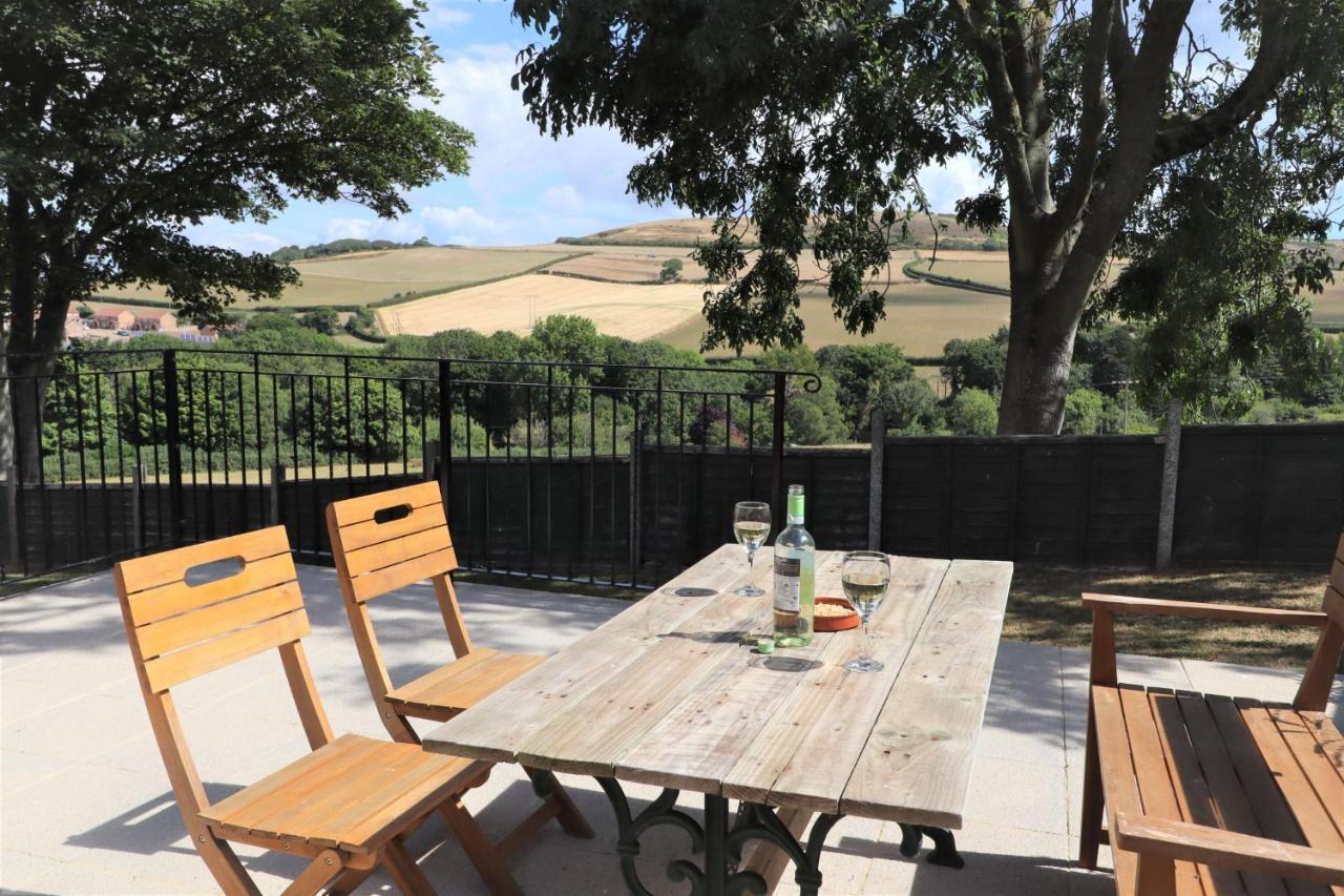 Hilltops Wroxall  Bagian luar foto